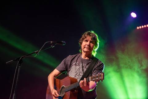 Vento de Maio – Telo Borges e Márcio Borges'