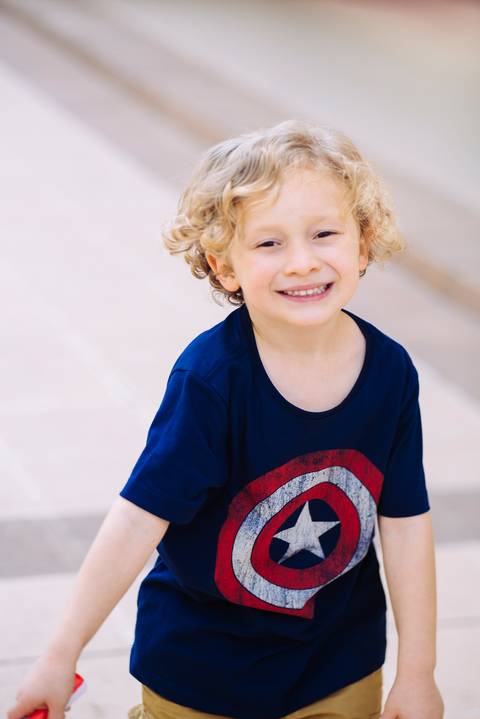 Sorriso de aniversariante com muito amor'