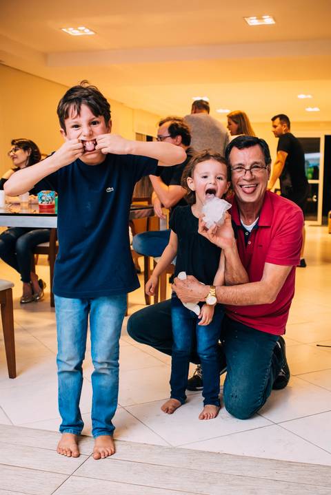 Monstros atacam festa de aniversário em São José dos Campos'