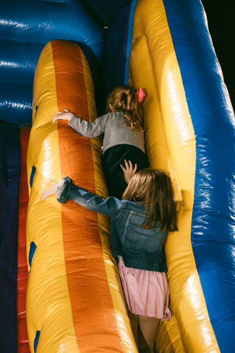 FESTA INFANTIL COMTOBOGÃ INFLÁVEL da TWIX EVENTOS DE SJC'