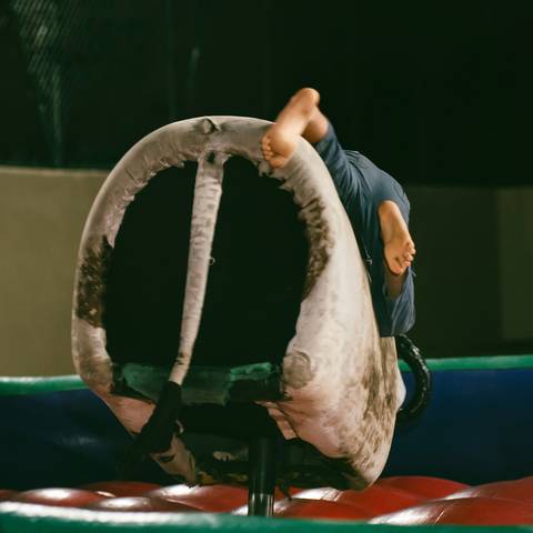 Rafael quse cai do TOURO MECÂNICO'