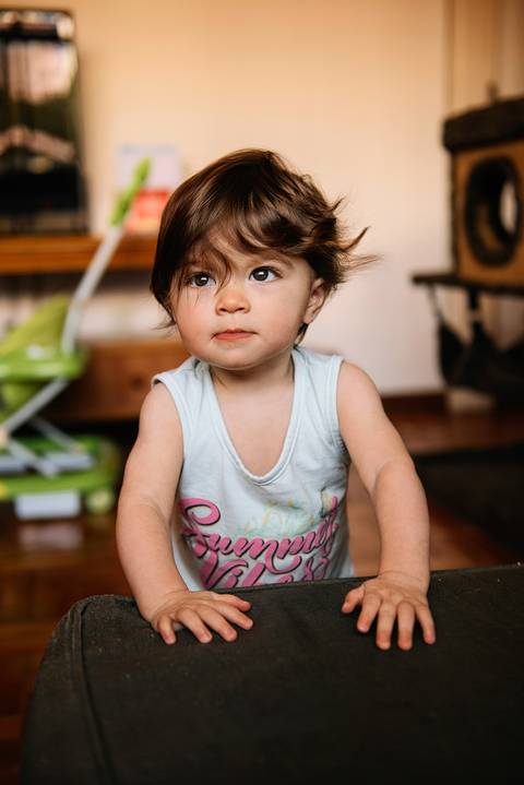 Ensaio de bebê com suavidade da luz natural '