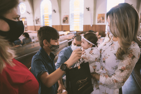  fotos batismo  na Sagrada Família'