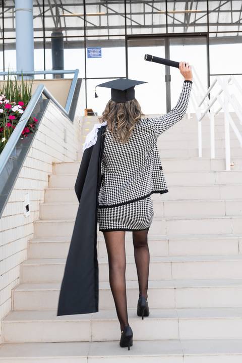 Uma das principais cerimônias de formatura é a colação de grau'