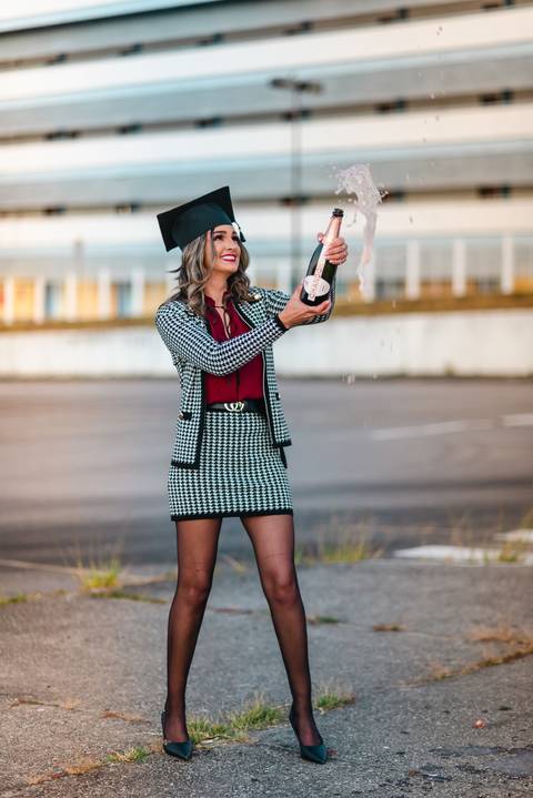 Brinde de formatura e foto dos formandos'