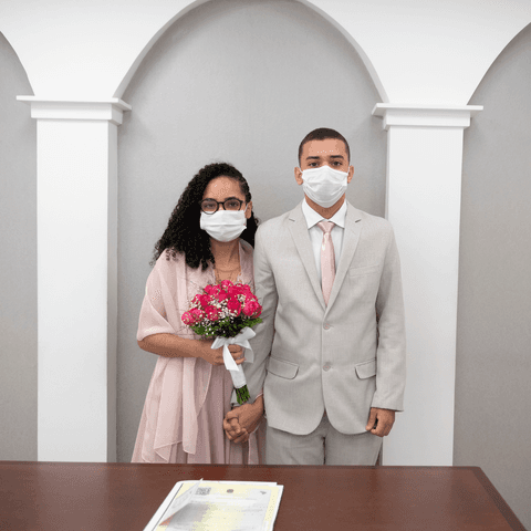 Bouquet de flores para casamento no civil traz um bom motivo para foto'