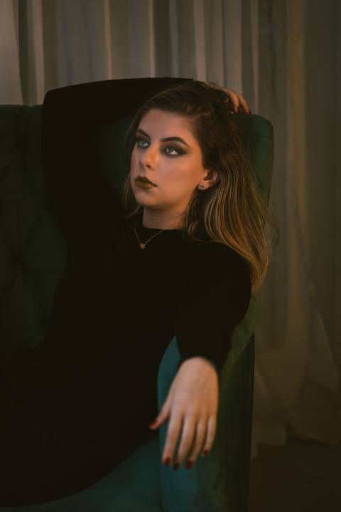 Ensaio feminino interno'