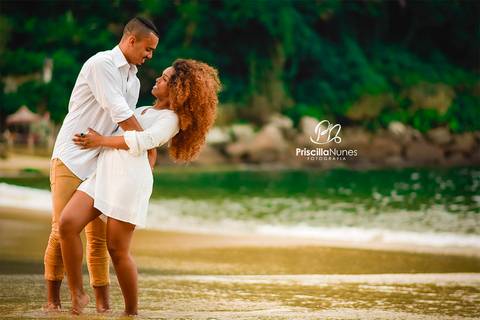 Ensaio/romântico/praia/Santos/SP'