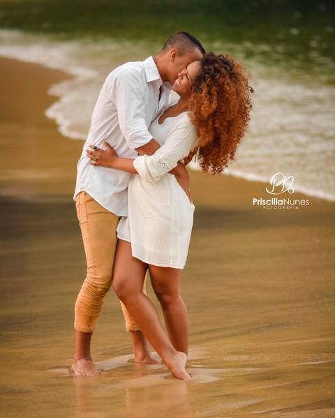 Ensaio/romântico/praia/Santos/SP'