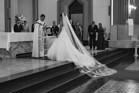 street-wedding-junior-prado-everton-rosa-vestido-de-casamento-sereia-destination-elopement-fotografo-licenciado-piracicaba'