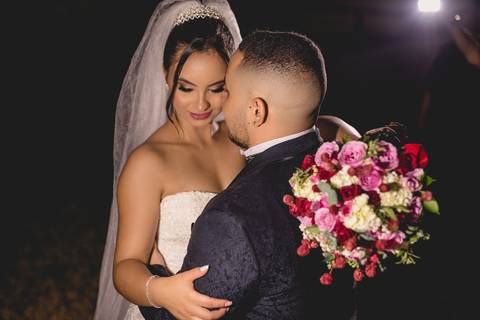 street-wedding-junior-prado-everton-rosa-vestido-de-casamento-sereia-destination-elopement-fotografo-licenciado-piracicaba'