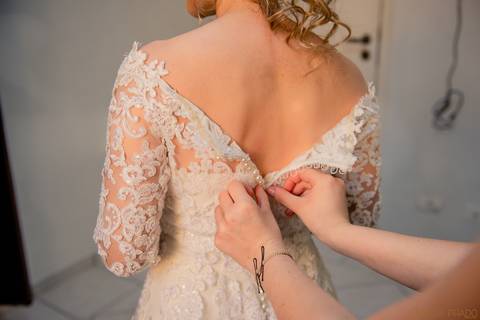 street-wedding-junior-prado-vestido-de-casamento-sereia-vireinoiva-voucasar-vermelho-madrinhas-decoraçao-buque-makeup-fvtb-blogdenoiva-noivas-2019'