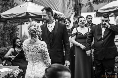 street-wedding-junior-prado-vestido-de-casamento-sereia-vireinoiva-voucasar-vermelho-madrinhas-decoraçao-buque-makeup-fvtb-blogdenoiva-noivas-2019'