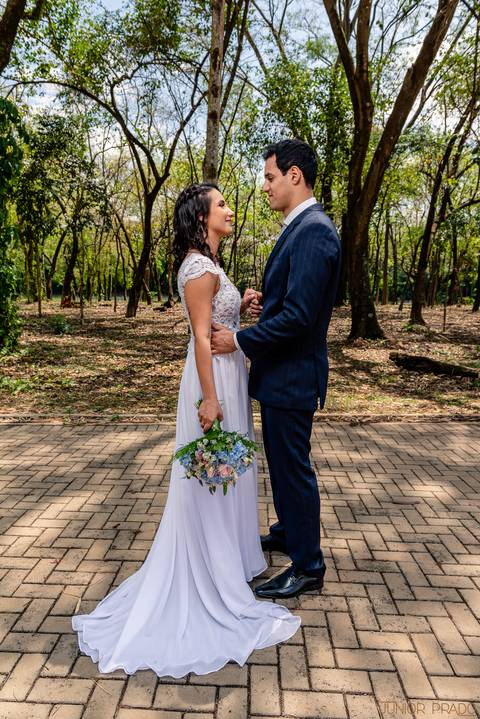 street-wedding-junior-prado-vestido-de-casamento-sereia-vireinoiva-voucasar-vermelho-madrinhas-decoraçao-buque-makeup-fvtb-blogdenoiva-noivas-2019'