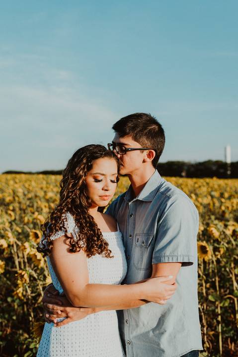 ensaio,fotos, fotografo piracicaba, americana, plantacao  girassol sumare, pre wedding, foto casal'