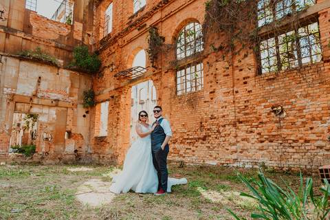 ensaio-fotos-fotografo-piracicaba-americana-plantacao-girassol-sumaré-pre-wedding-foto-casal, casamento, monte alegre, villa Itália restaurante, mini wedding'