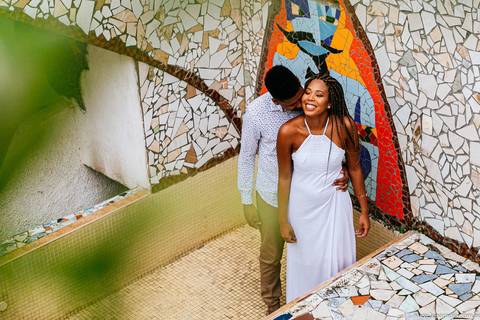 Casal apaixonado - ensaio casal no the maze - pré wedding - ensaio pré casamento - Léo Araújo Fotografia - Fotógrafo RJ - Fotógrafo de Casamento RJ - The maze rio'