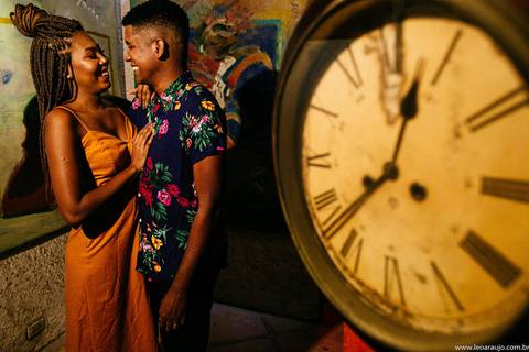 Casal apaixonado - ensaio casal no the maze - pré wedding - ensaio pré casamento - Léo Araújo Fotografia - Fotógrafo RJ - Fotógrafo de Casamento RJ - The maze rio'