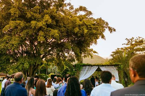 Noivos no altar -Cerimônia de Casamento - Léo Araújo Fotografia - Fotógrafo de Casamento RJ - Casamento - Fotografia de Casamento RJ'