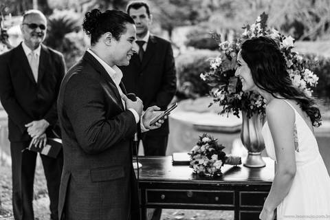 Votos dos noivos - Noivos no altar -Cerimônia de Casamento - Léo Araújo Fotografia - Fotógrafo de Casamento RJ - Casamento - Fotografia de Casamento RJ'