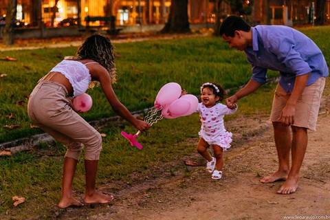 Praça paris - ensaio de família - léo araújo fotografia - fotógrafo de família - Rio de Janeiro - Fotógrafo RJ - Smash the cake. '