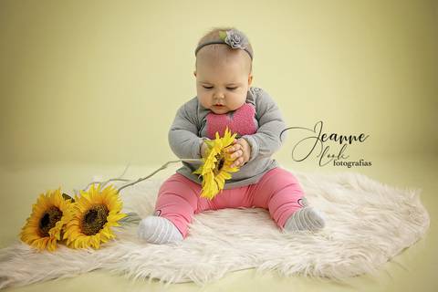 Acompanhamento do bebé
sessão 7 meses
Fernão Ferro
Jeanne Look Fotografias'