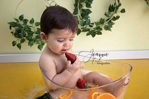 Sessão Banho de leite
Jeanne Look
acompanhamento do bebé
Fernão Ferro '