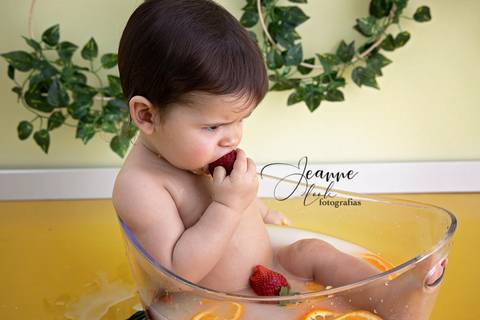 Sessão Banho de leite
Jeanne Look
acompanhamento do bebé
Fernão Ferro '