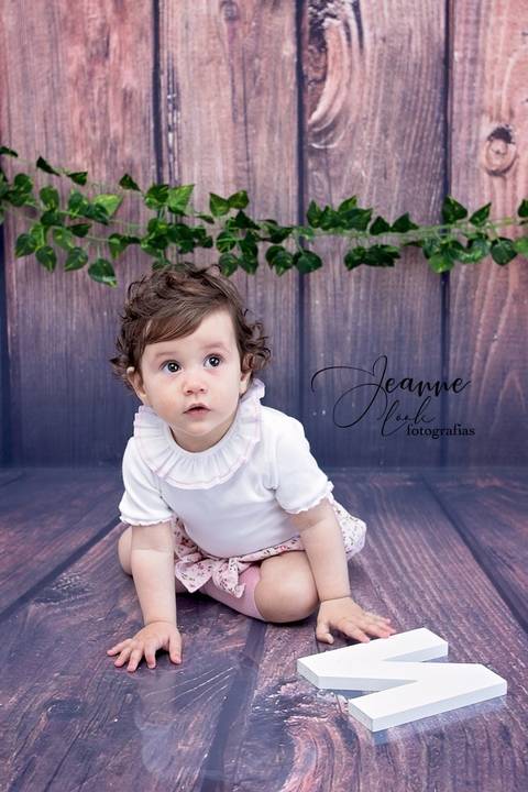 Banho de leite
Fotografia Fernão Ferro
Jeanne Look fotografias
primeiro aniversário'