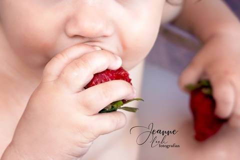 Banho de leite
Fotografia Fernão Ferro
Jeanne Look fotografias
primeiro aniversário'