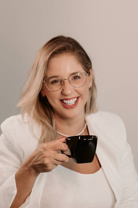 Renata Franciozi - Psicóloga Especialista em TEA. Foto e reprodução: Marina Guimarães'