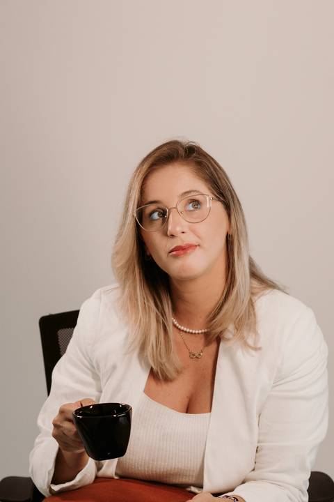 Renata Franciozi - Psicóloga Especialista em TEA. Foto e reprodução: Marina Guimarães'
