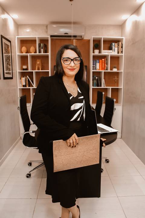 Geane Nunes, Advogada de Família. Foto e produção: Marina Guimarães @mgmarinaguimaraes'
