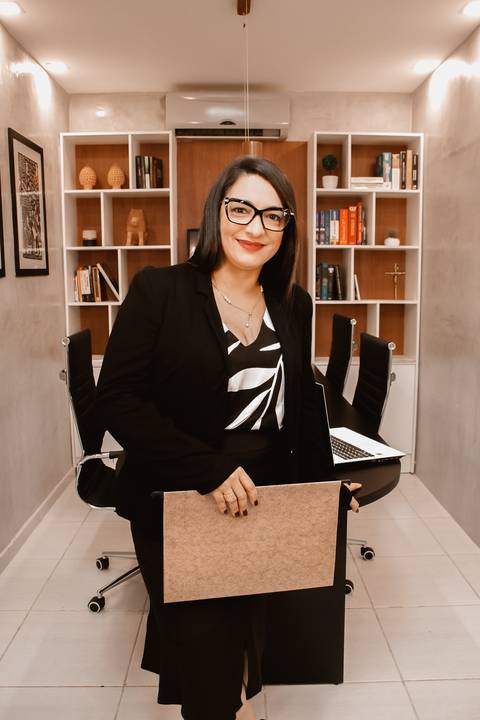 Geane Nunes, Advogada de Família. Foto e produção: Marina Guimarães @mgmarinaguimaraes'