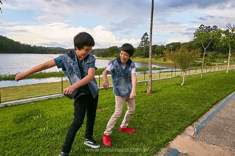 Kauan Siqueira e vinicius Siqueira as aventuras de Poliana parque Jundiaí gêmeos Gael e Benicio'