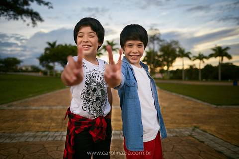 Kauan Siqueira e vinicius Siqueira as aventuras de Poliana parque Jundiaí gêmeos Gael e Benicio'