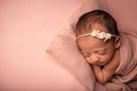 Newborn Luna - Tami Rodriguez Fotografia'