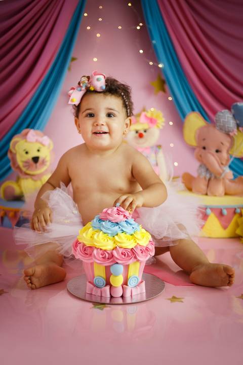 Tami Rodriguez - Smash the Cake - Antonela - Circo Rosa - Niterói-RJ.'