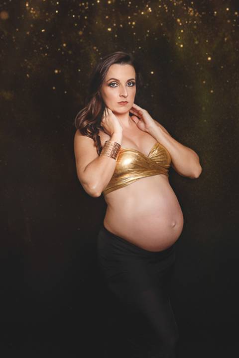 Tami Rodriguez - Ensaio Gestante Estúdio - Nayara Merlo - Niterói-RJ.'