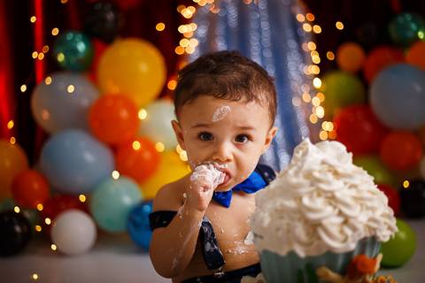 Smash The Cake - Gabriel - Tema Mundo Bita - Tami Rodriguez Fotografia - Niterói'