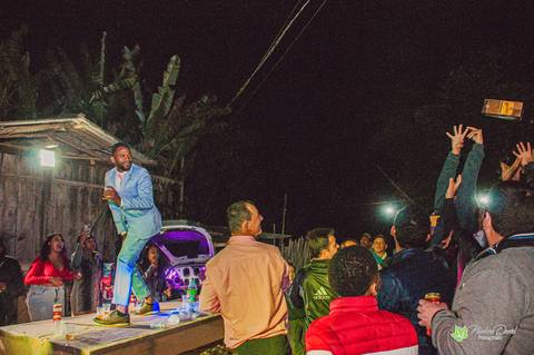 Alexandre e Mariana
Voou o Cavalo Branco
Alto Rio Doce - MG'