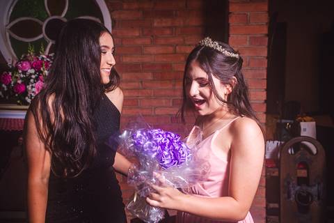 julia-15-anos-barbacena-mg'