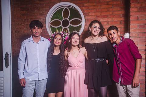 julia-15-anos-barbacena-mg'