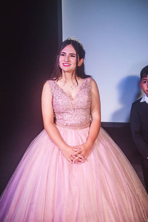 julia-15-anos-barbacena-mg'