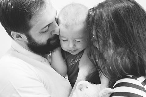 acompanhamento-ensaioemcasa-luznatural-lifestyle-familia-priscilianas-prisciladagnesi-fotografiadefamilia-sp-acompanhamentoinfantil-ensaiodefamilia-saopaulo-vilaromana-vilaleopoldina-vilapompeia-lapa-maedemenina-maedemenino-maedeprimeiraviagem-brincadeira'