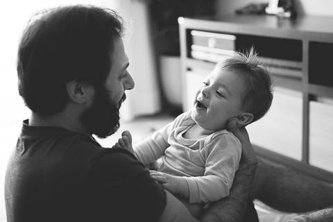 acompanhamento-ensaioemcasa-luznatural-lifestyle-familia-priscilianas-prisciladagnesi-fotografiadefamilia-sp-acompanhamentoinfantil-ensaiodefamilia-saopaulo-vilaromana-vilaleopoldina-vilapompeia-lapa-maedemenina-maedemenino-maedeprimeiraviagem-brincadeira'