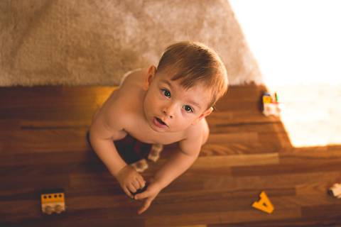 acompanhamento-ensaioemcasa-luznatural-lifestyle-familia-priscilianas-prisciladagnesi-fotografiadefamilia-sp-acompanhamentoinfantil-ensaiodefamilia-saopaulo-vilaromana-vilaleopoldina-vilapompeia-lapa-maedemenina-maedemenino-maedeprimeiraviagem-brincadeira'