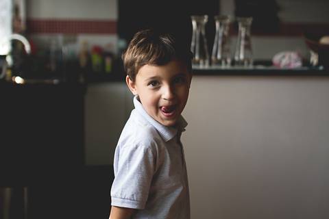 acompanhamento-ensaioemcasa-luznatural-lifestyle-familia-priscilianas-prisciladagnesi-fotografiadefamilia-sp-acompanhamentoinfantil-ensaiodefamilia-saopaulo-vilaromana-vilaleopoldina-vilapompeia-lapa-maedemenina-maedemenino-maedeprimeiraviagem-brincadeira'