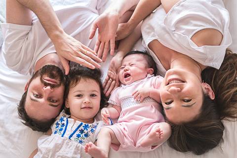 acompanhamento-ensaioemcasa-luznatural-lifestyle-familia-priscilianas-prisciladagnesi-fotografiadefamilia-sp-acompanhamentoinfantil-ensaiodefamilia-saopaulo-vilaromana-vilaleopoldina-vilapompeia-lapa-maedemenina-maedemenino-maedeprimeiraviagem-brincadeira'