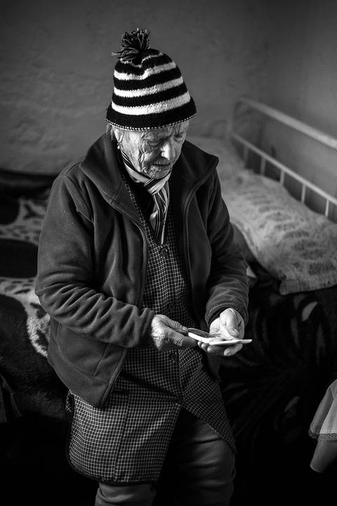 idoso_94anos_solteiros_solidao/carloshernaniphotography'